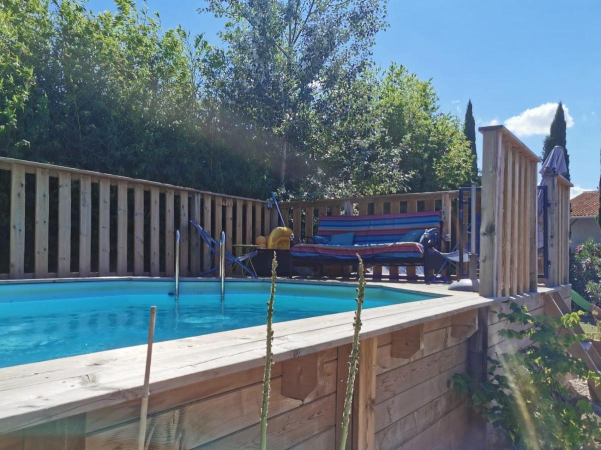 Maison Avec Piscine Dans Village Provencal. Courthézon Εξωτερικό φωτογραφία